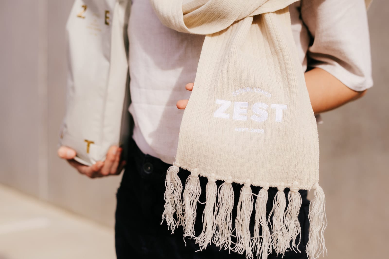 Zest Warm Knit scarf – Natural